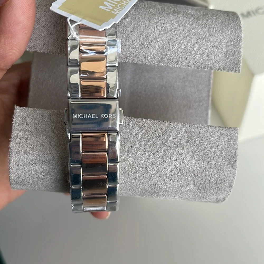 MICHAEL KORS Women's Bracelet Watch, 39mm - Picture 5 of 7